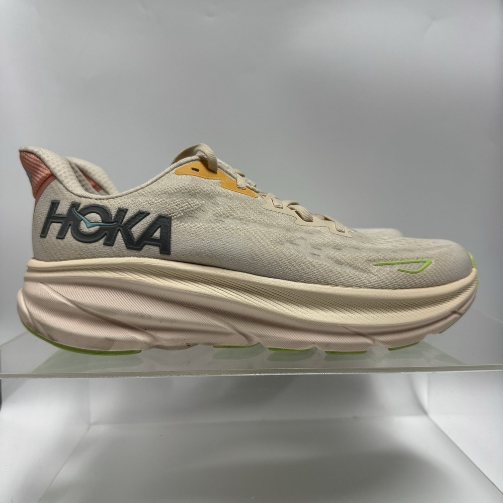 Hoka Clifton 9 Cream Vanilla Astral Running Shoes 1127896 VLS Women's Size 10.5